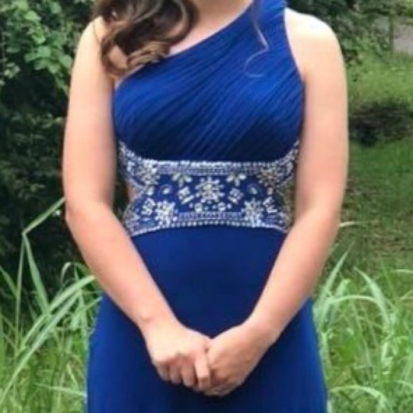 Prom/homecoming/formal dress - Picture 3 of 5